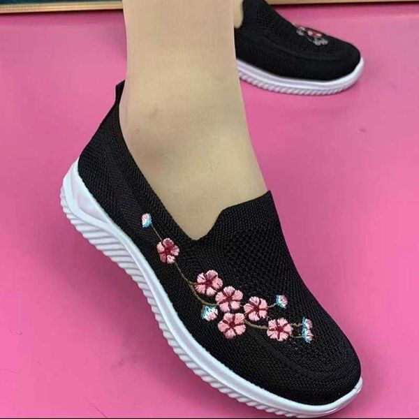 Sapato Feminino Tênis Malha Respirável Floral Conforto Sapato Mãe Macio Cor Sólida Moda Calçado Feminino Leve Zapatos De Mujer L230719