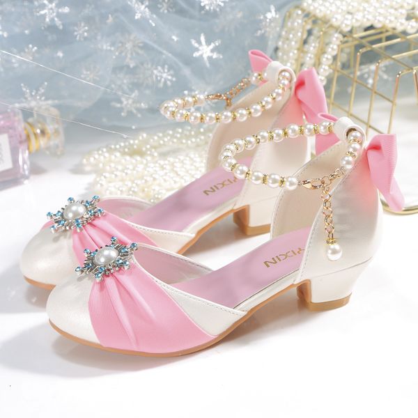 Sandalen Kinder Lederschuhe für Mädchen Knoten Bankett Party Kinder High Heel Schuh für Kinder Mädchen Sandalen Student Kristall Prinzessin Schuhe 230718