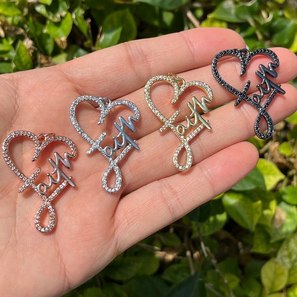 Подвесные ожерелья 5pcs Sparkle Bling Zironia Pave Faith Heart Charm для женщин на заказ ювелирных изделий ручной работы Поиск колье браслета для аксессуаров 230718