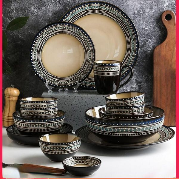 Piatti Set di piatti dipinti a mano d'epoca europea per uso domestico Piatto di ciotola di lusso leggero Combinazione di bacchette Cena di fascia alta in ceramica