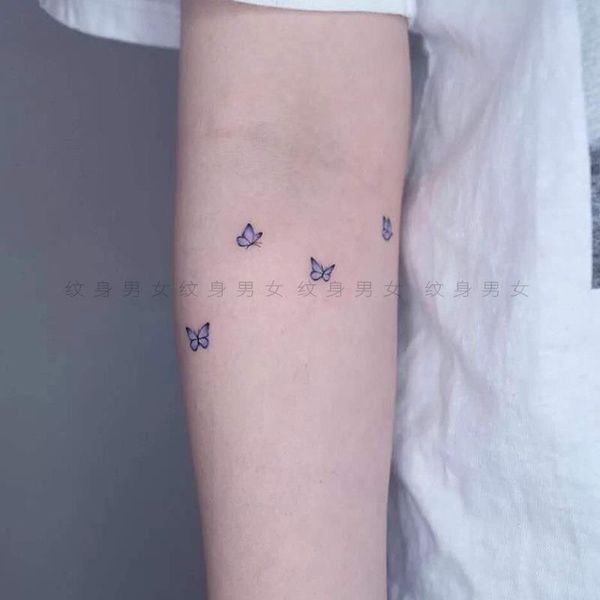 3 Stück süße blaue Schmetterlingsmuster temporäre wasserdichte Tattoo-Aufkleber sexy süße Mädchen Party Tattoo-Aufkleber
