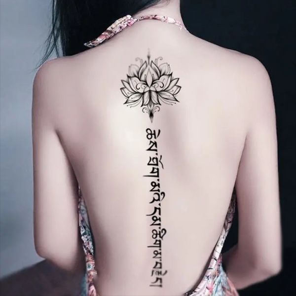Tatuaggio temporaneo per la schiena delle donne Hqb Arte usa e getta Hotwife Club Adesivi romantici Iscrizioni impermeabili Fiore sul corpo Falso
