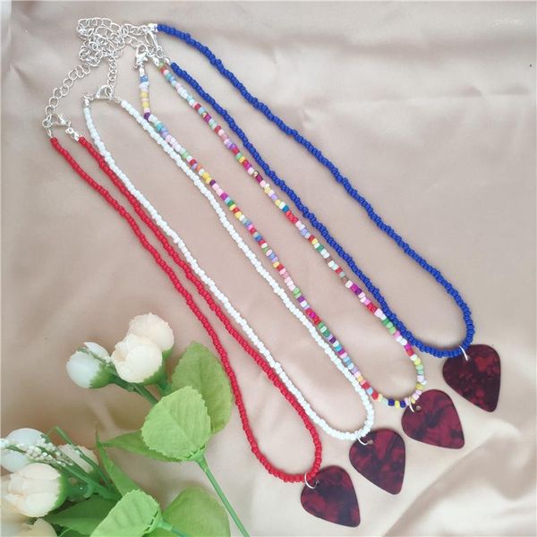 Anhänger Halsketten 2023 Koreanische Mode Herz Gitarre Pick Halskette Für Frauen Männer Böhmischen Bunte Perlen Choker Party Geschenk Schmuck