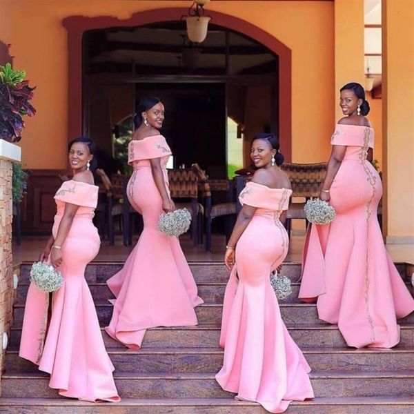 Vestidos de dama de honra rosa plus size longos 2022 decote barco apliques dourados vestido de dama de honra sem costas sul africano meninas negras casamento298a