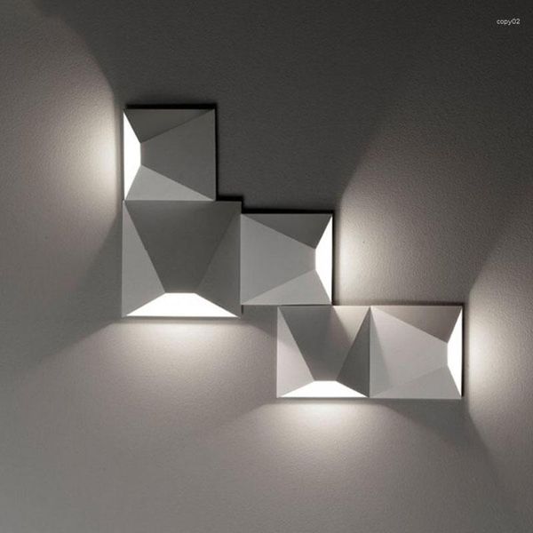 Lampada da parete postmoderna geometrica luce nera bianca scatola magica fai da te design LED soggiorno camera da letto corridoio corridoio applique