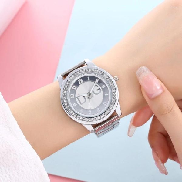 Начатые часы женщины роскошные запястья часы модные блестящие атмосфера из нержавеющей стали.
