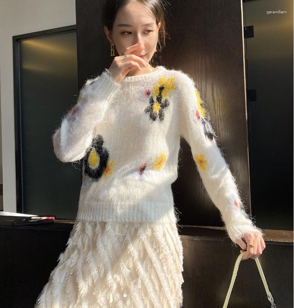Suéteres femininos de cor branca floral malha pulôver feminino oversize fino gola redonda fofo mohair jumper feminino drop
