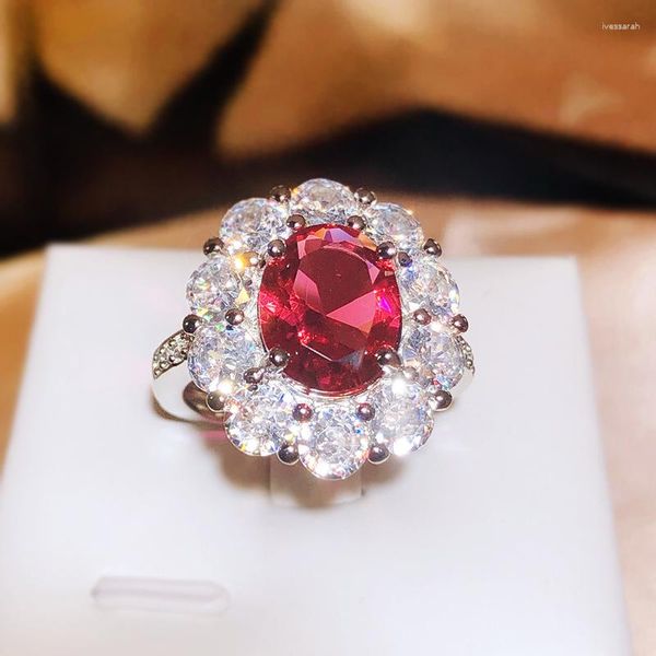 Кластерные кольца Quality Luxury Group Zircon Red Tourmaline Открытие кольцо женщина 925 Серебряная модная ювелирная вечеринка подарок