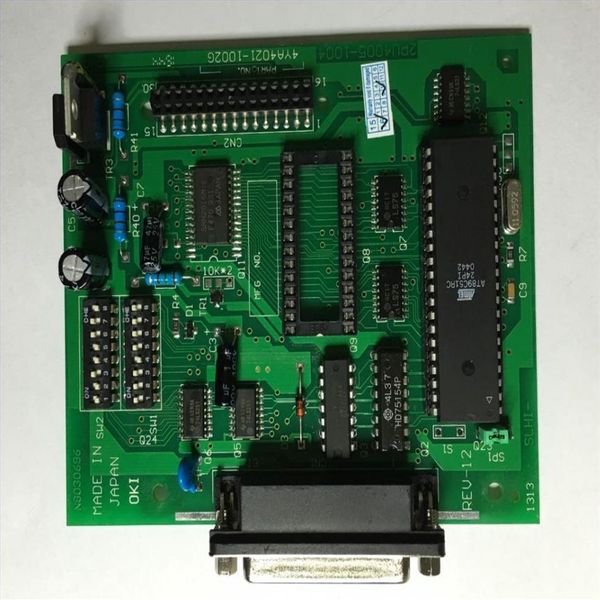 L'interfaccia del cavo seriale viene utilizzata principalmente come porta stampante in 25 aghi a forma di D a 8 bit di trasmissione dati Lthaca PC Board2116