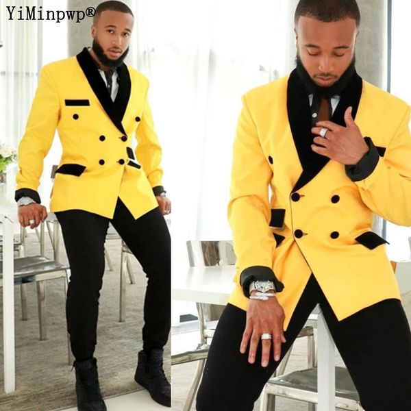 Abiti da uomo Blazer Giallo per uomo 2 pezzi Risvolto doppio petto Prom Party Abito maschile Costume Homme Blazer Set Abbigliamento da viaggio Blazer Pant 230718