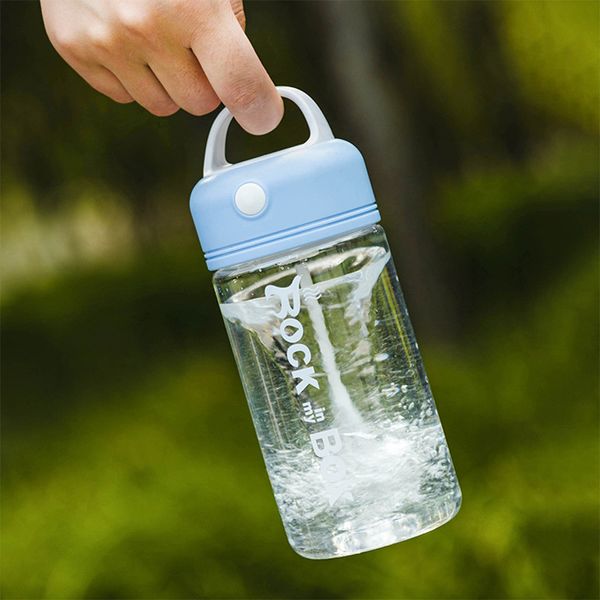 Wasserflaschen Elektrische Shake-Flasche IPX5 Wasserdicht 380 ml Blending Mixing Kaffeetasse Automatischer Protein-Shaker Kunststoff-Wassergetränk-Mixer 230718