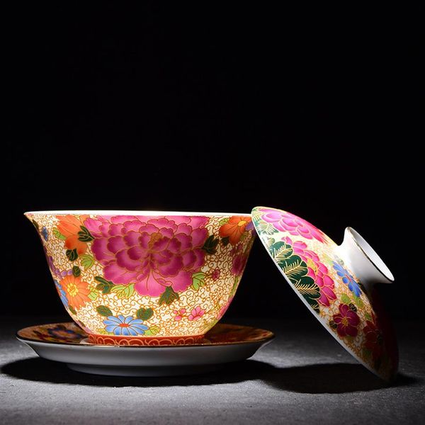 Terrina de chá esmaltada Jingdezhen Porcelana Gaiwan Tigela de chá de cor requintada com tampa de pires Kit utensílios de chá mestre Decoração262C