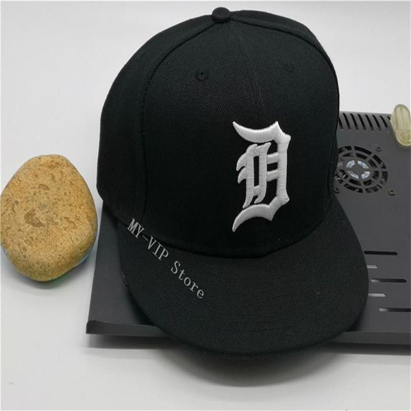 Pronto Stock Detroit Sports Cappelli aderenti Berretto da baseball cool Adulto Flat Peak Hip Hop Tiger Uomo Donna Blu Nero Completamente chiuso Gorra249x