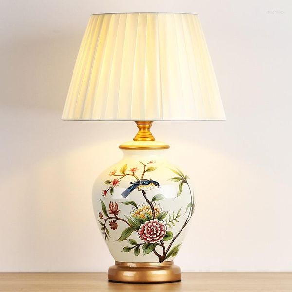 Lampade da tavolo El Soggiorno Lampada in ceramica Villa Camera da letto Studio Comodino Modello cinese americano di fiori e uccelli all'ingrosso