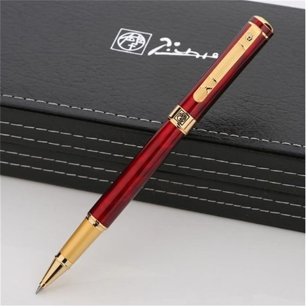 Top Luxury Picasso 902 Caneta Wine Red Golden Plating Gravar Roller ball pen Material de escritório para negócios Escrita Opções suaves canetas wi283c