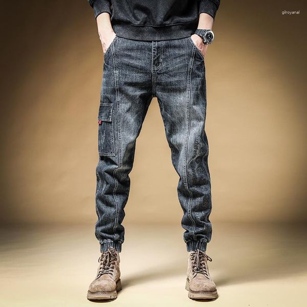 Jeans da uomo Moda Streetwear Uomo allentato Pantaloni cargo in denim casual blu retrò Hombre Pantaloni hip-hop firmati con impiombatura stampati