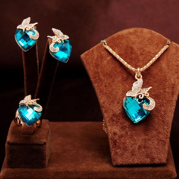 Il nuovo arrivo 14k Gold Filled chiaro cristallo austriaco blu strass farfalla design collana orecchini anello gioielli Sets307H