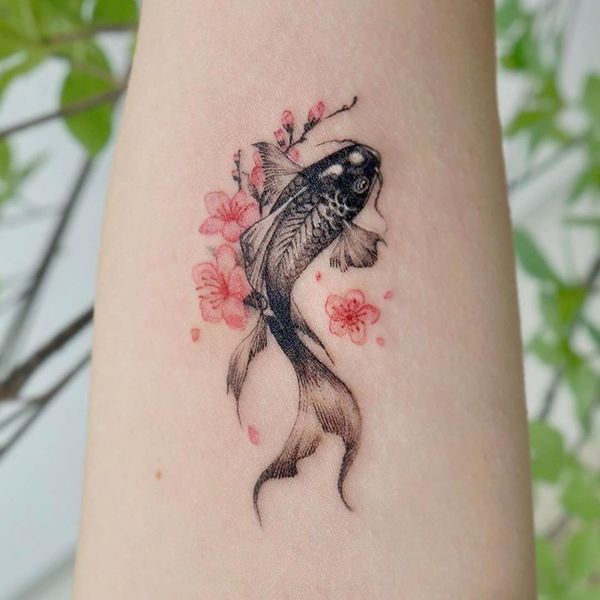 Vento plum blossom carpe a metà braccio tatuaggio adesivi impermeabili tatuaggi finti uomini donne simulazione del braccio del polpaccio a fiore decalcomania di pesce