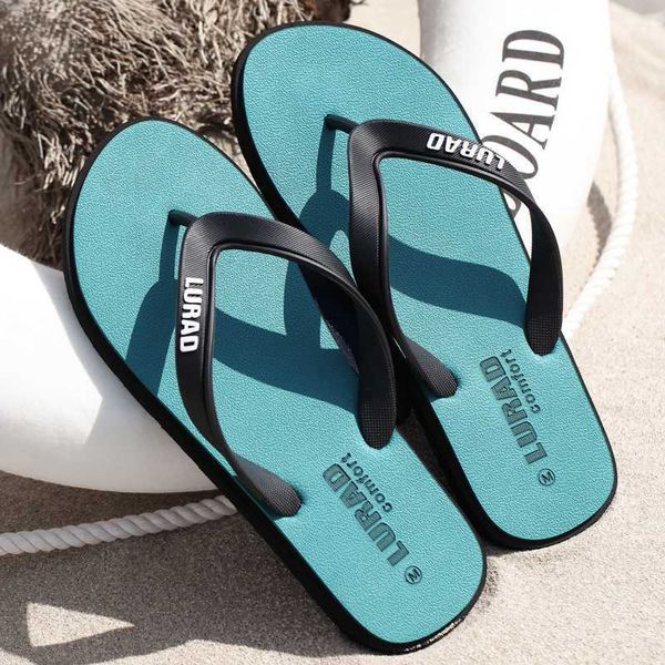 Hausschuhe Herren Flip-Flops Sommer Rutschfeste Outdoor-Sandalen Hausschuhe Lässige Gummi-Strandschuhe Trend Verschleißfest Bequem Mode Antistatisch L230719