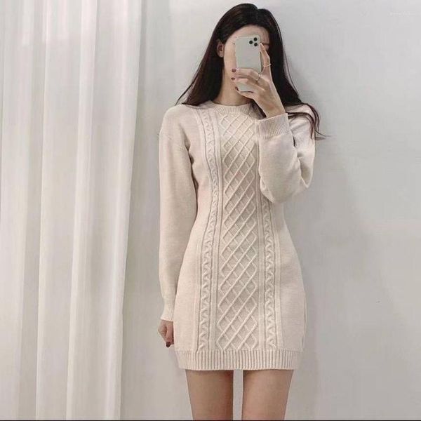 Casual Kleider Frauen 2023 Herbst Winter Koreanische Sexy Abnehmen Rundhals Pullover Muster Pullover Gestrickte Kleid Weibliche Mini Basis