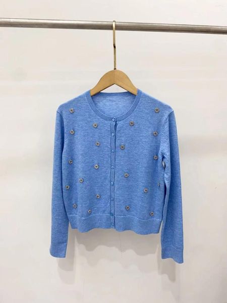 Suéter de tricô fino azul de manga comprida decorado com diamantes feminino 2023 Casaco cardigã francês de abotoamento simples feminino 2023