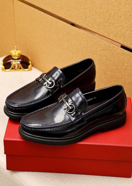 2023 Men Formal Couro Genuíno Vestido Sapato Slip On Business Oxfords Marca Masculina Brogues Casamento Business Platform Flats Tamanho 38-45