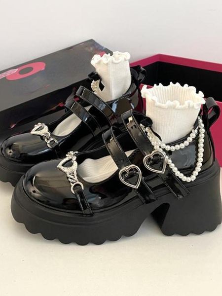 Scarpe eleganti Vintage Sweet Mary Janes Donna Fibbia a forma di cuore Piattaforma Kawaii Lolita Catena femminile Moda carina 2023 Estate