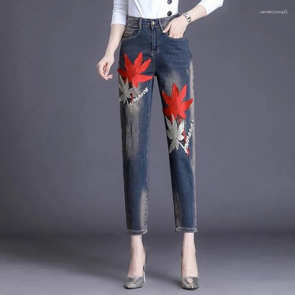 Женские джинсы вышиты Harlan Spring и осень 2023 года высокая талия, корейская версия свободная универсальные маленькие брюки для ног