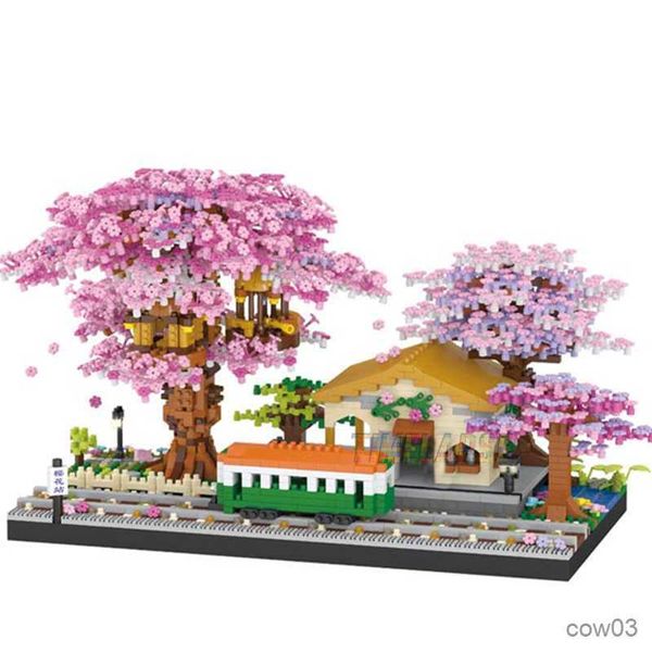 Blocchi 3668pcs STAZIONE TRENO FAI DA TE Scolorimento Cherry Blossom Flower House Assemblaggio Blocchi di costruzione Modello classico Set di mattoni Kid R230720
