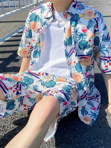 Tute da uomo Set da spiaggia estivo Stile da vacanza al mare Abbigliamento in due pezzi Completo da viaggio hawaiano Vesti come una maglietta da coppia