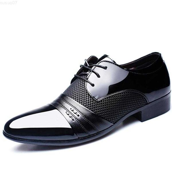 Sapatos sociais masculinos sapatos sociais fashion couro masculino negócios sapatos baixos preto marrom respirável masculino formal sapatos de escritório tamanho grande 38-48 L230720