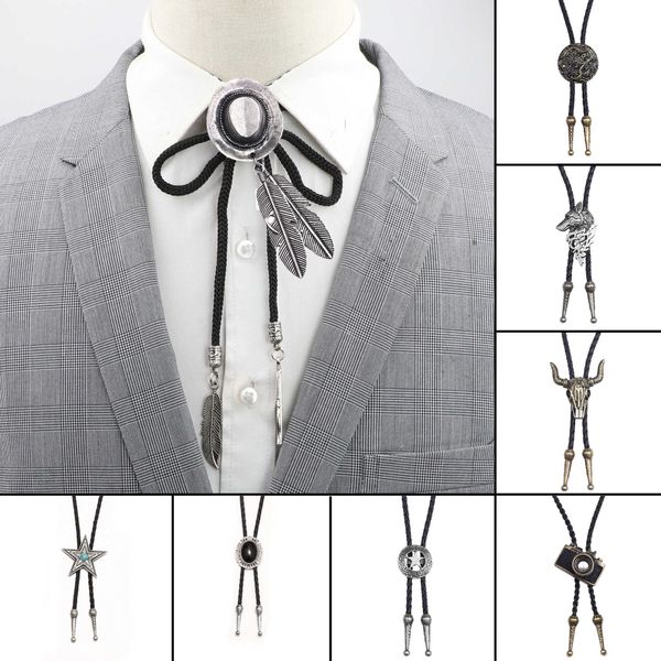 Bolo Ties Uomo Trendy Bolo Tie Retro Camicia Catena Bolo Collare Corda Collana in pelle Cravatta Danza Cravatta Stella Lupo Bestiame Ciondolo modello HKD230719