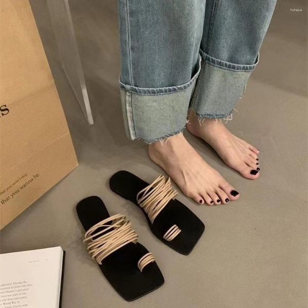 Sandalen 1 Paar Damen Flache Kontrastfarbe Kunstleder Einlegesohle Gummilaufsohle Fußschutz Offene Spitze Anti-Rutsch-Damenhausschuhe