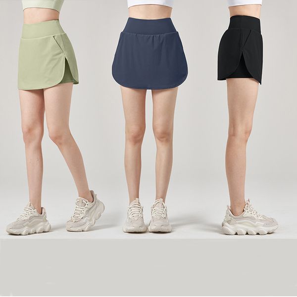 Schnell trocknende Yoga-Shorts für Damen, Laufshorts, hoch taillierte Tennis-Workout-Shorts mit Reißverschlusstaschen