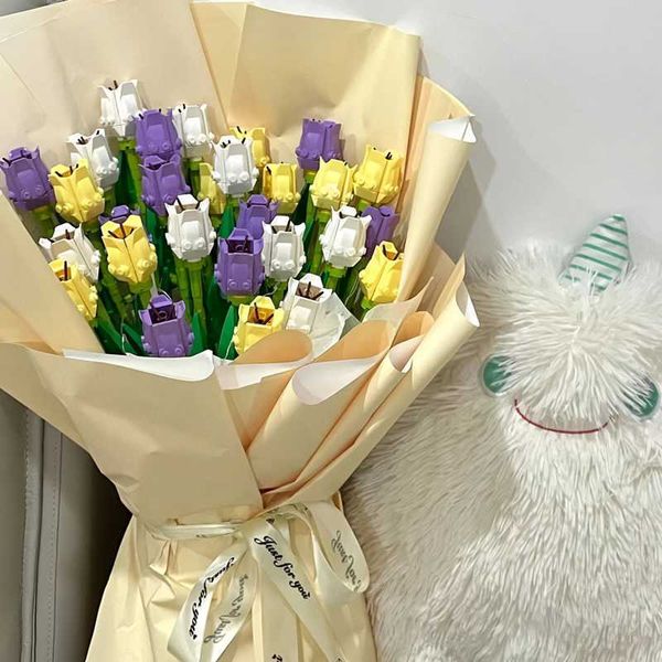 Blocchi Tulipano Fiore Creativo Fai da te Pianta Bouquet Mattone Viola Immortale Blocchi di costruzione Set di fiori decorati squisiti Regali per bambini
