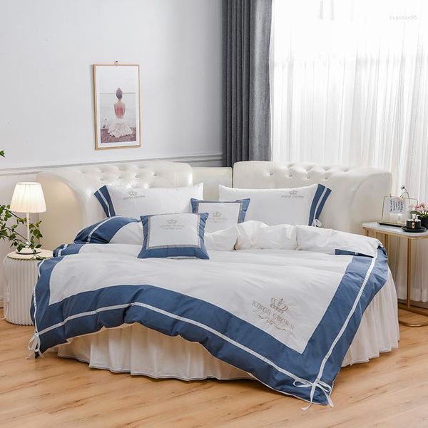 Set di biancheria da letto Set in twill di cotone a fiocco lungo Set in stile europeo per letto rotondo da 2 m / 2,2 m Fiore ricamato Stile principessa di lusso 6 pezzi Molto