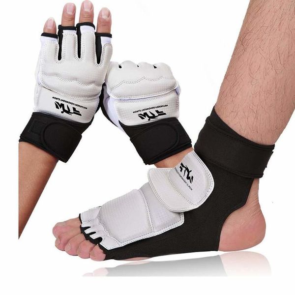 Diğer spor malzemeleri taekwondo ayakkabı ayak çorap yetişkin çocuk profesyonel el parmak palmiye koruma boks karate eldivenler dövüş sanatları ekipmanı 230720
