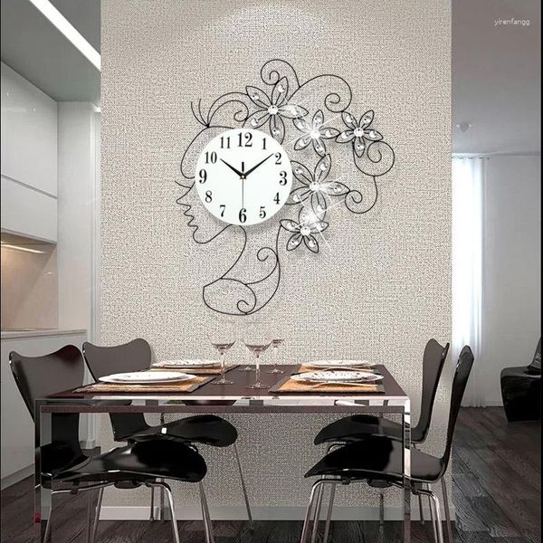 Relógios de parede Conjunto de luxo para meninas criativas Relógio grande sem-fim/sala de estar Quarto Mudo Quartzo Relógio de moda europeu Frete grátis
