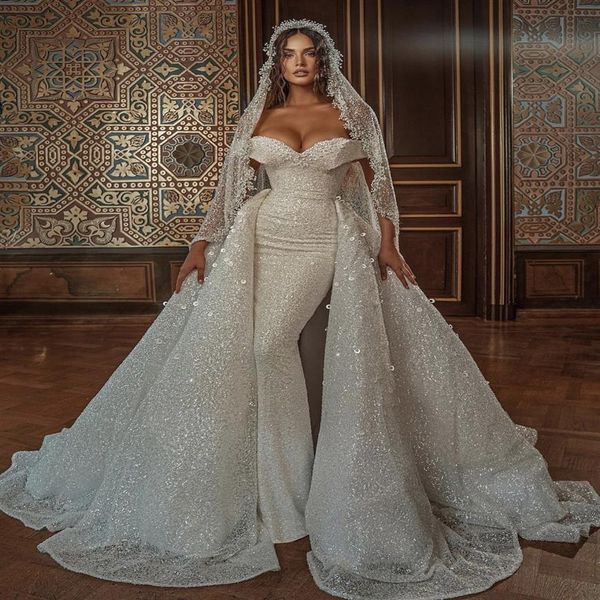 Bling Bling Sexy Meerjungfrau Brautkleider Pailletten Überröcke Trompete Brautkleider Schulterfrei Plus Size Hochzeitskleid Naher Osten217f