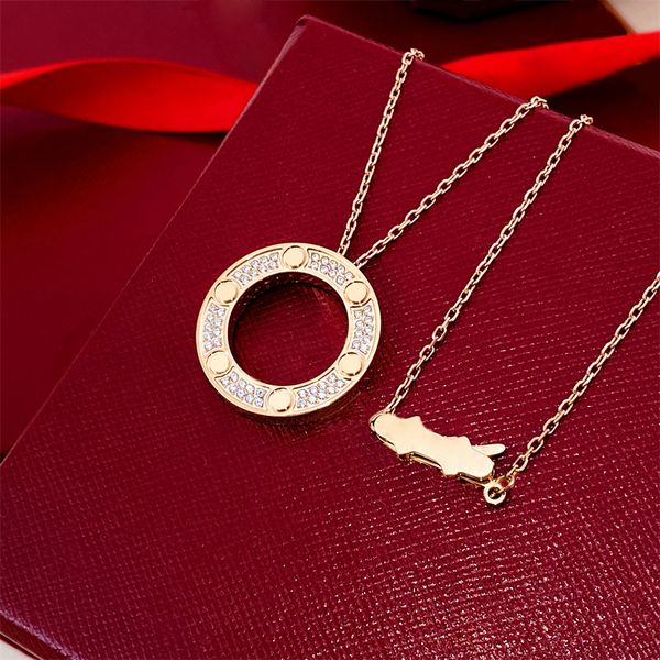 Colar masculino designer de corrente de ouro rosa com pingente de diamante Colares femininos de prata em aço inoxidável clavícula correntes de moda clássicos estilo amor colar de casais