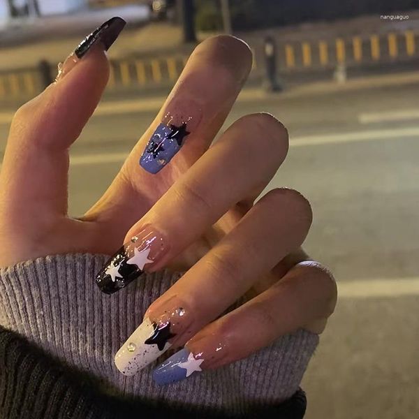 Unhas postiças 24 pçs/conjunto unhas francesas com strass estrelas pontas falsas cobertura completa decoração acrílica para beleza das pontas