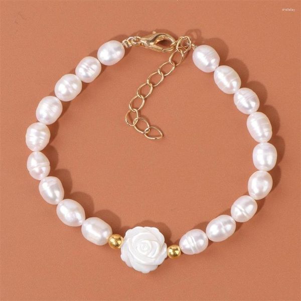 Braccialetti di fascino perle irregolari bianche naturali perle in rilievo plum blossom a forma di guscio bracciale per donne reiki bangle