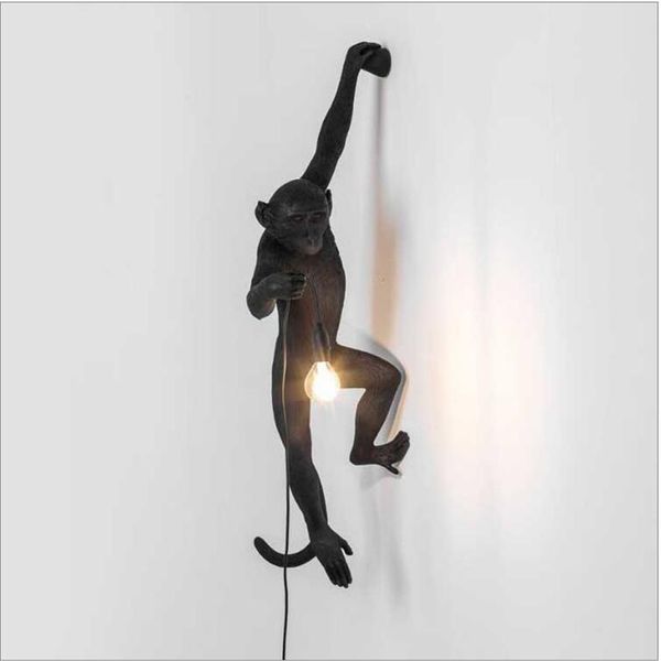 Lampara de pared Kitsch eccentrico Art Nordic Black Resin Hanging Black Monkey Lampade da parete Loft Cafe Black Rope Animal Wall Applique2096