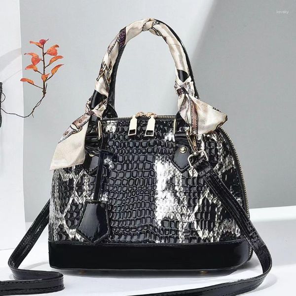 Borse da sera 2023 Fashion Crocodile Pattern PU Borsa a mano Light Luxury Texture Shell Borsa a tracolla per pendolarismo a spalla singola Trend Satchel