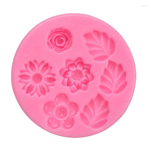 Stampi da forno Gioielli fai-da-te Gocce di cristallo Colla UV Una varietà di piccoli fiori Foglie Stampo in silicone Accessori per conchiglie per telefoni cellulari Decorativi