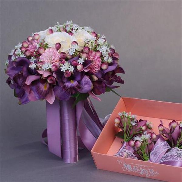 Romantische künstliche Rosen-Hochzeitssträuße für die Braut, die Blumen in der Hand hält, Hochzeitsbevorzugungen, Rosen-Hochzeitsstrauß Flowers227g