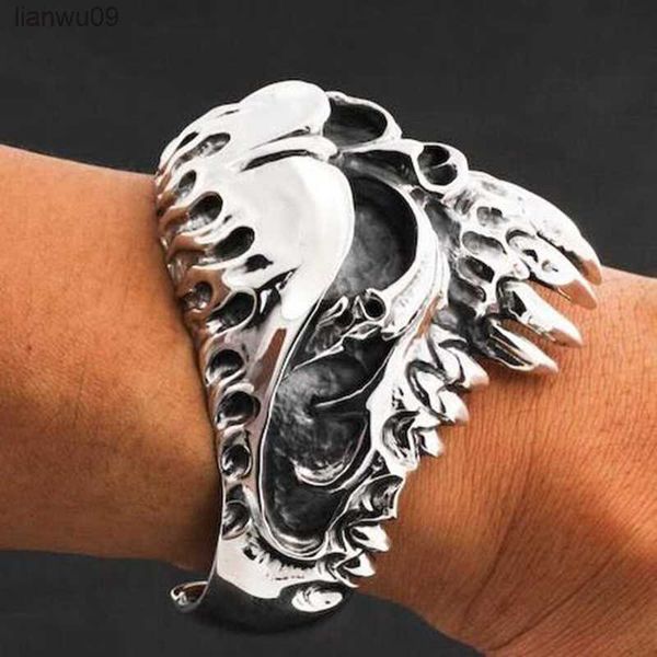 Personalità della moda Vintage Big Ghost Head Skull Tooth Bracciale per uomo Trend Punk Party Biker Jewelry Gift L230704