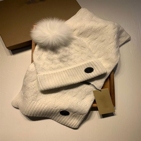 Conjunto de gorros de cachecóis de lã de tricô barato cachecol novo design gorros de malha de inverno cachecol de lã quente conjunto com bulbo de cabelo de raposa3140