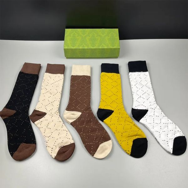 Tasarımcı Erkek Kadınlar Çoraplar Beş Çift Lüks Spor Mektubu Baskı Çorapları Yüksek Dereceli Pamuk Bahar Yaz Kış Kış Kız Kız Socks Stocking Toptan Us10