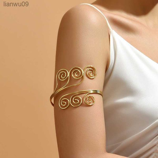 Simple Boho Coil Hep Arm Band Armlets для женщин для женщин, регламентируемые девушки, ювелирные изделия для девочек, подарки, оптовые L230704